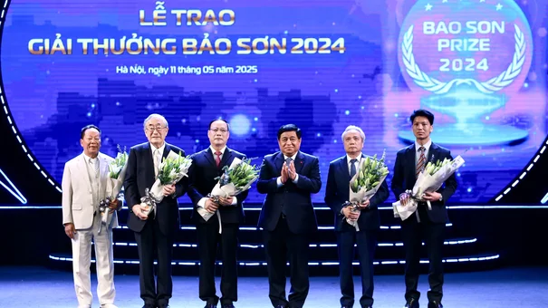 Bốn nhà khoa học giành Giải thưởng Bảo Sơn 2024