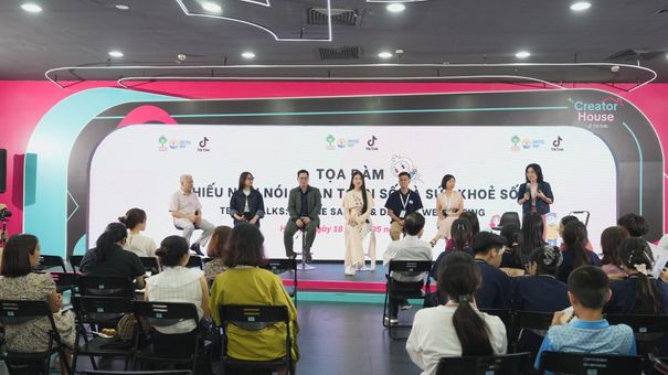 Gen Z chia sẻ trải nghiệm dùng TikTok: Cần phụ huynh đồng hành, không kiểm soát