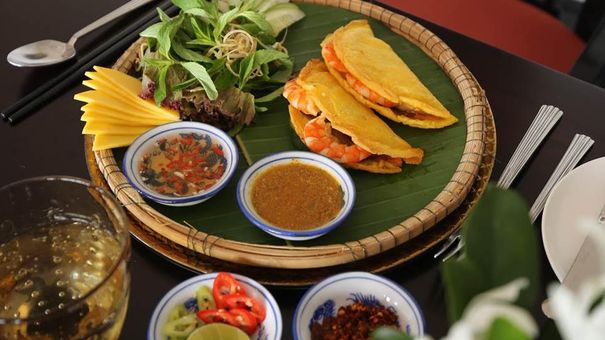 Top món đặc sản nên thử tại các khu nghỉ dưỡng 5 sao từ Bắc vào Nam