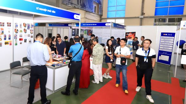 VietOffice 2025 quy tụ 150 gian hàng của 100 doanh nghiệp đến từ hơn 8 quốc gia và vùng lãnh thổ