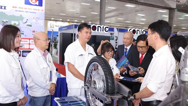 Vietnam AutoExpo 2025: Hàng loạt mẫu ô tô, xe máy, xe điện mới ra mắt người tiêu dùng