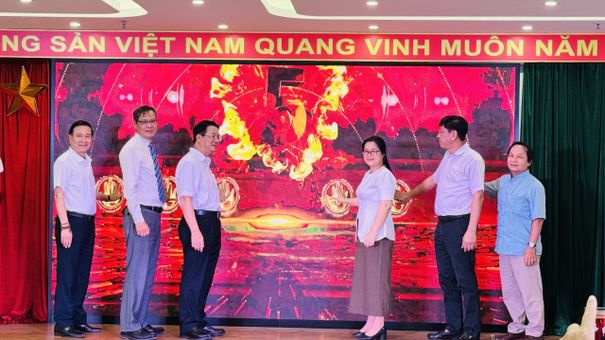 Phát động Cuộc thi Vẽ tranh thiếu nhi quốc tế “Em yêu Hà Nội - Thành phố vì hòa bình” năm 2025