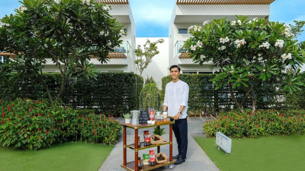 Alma Resort ra mắt dịch vụ “Mang tinh túy cà phê đến tận cửa phòng bạn”