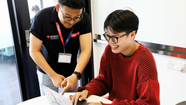 Sinh viên RMIT Việt Nam được trao học bổng Voices of the Future Fellow đầu tiên
