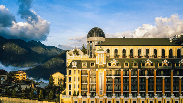 Hotel de la Coupole Sapa vào top 10 khách sạn điểm đến nội địa hàng đầu Việt Nam