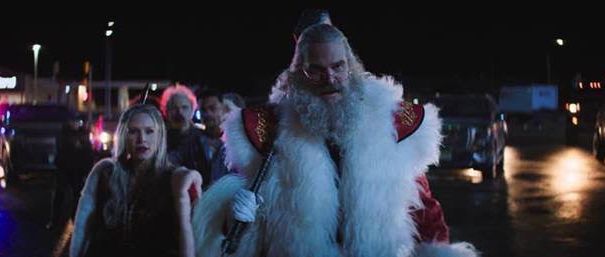 ĐÊM HUNG TÀN 2 công bố trailer: Màn tái xuất đẫm máu và hài hước của ông già Noel David Harbour
