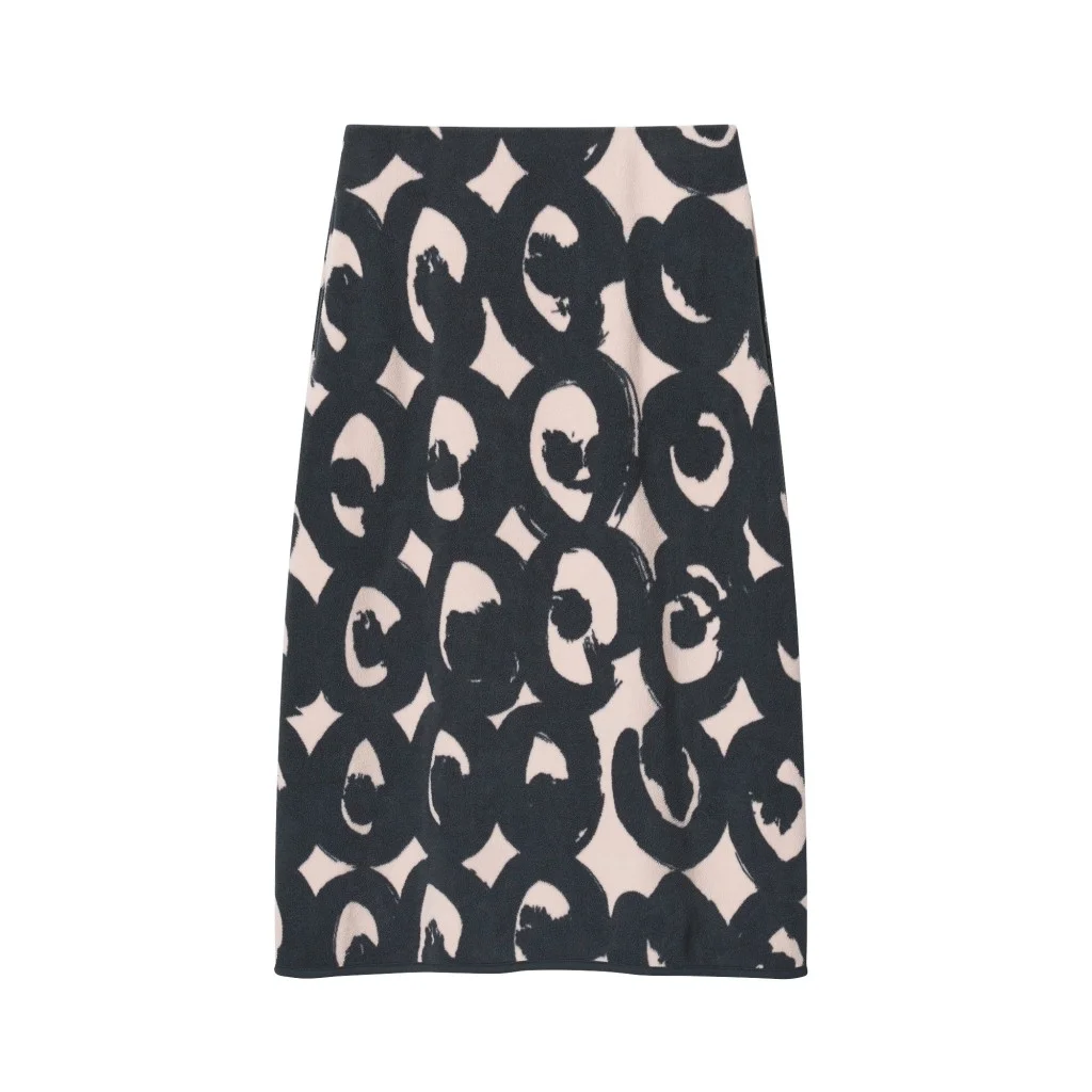 marimekko-chan-vay-gia-long-cuu20231220171525.jpg?rt=20231220171655